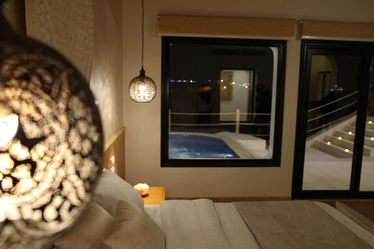 Benben By Dhara Hotels - Adults Only Asszuán Kültér fotó The interior of a suite