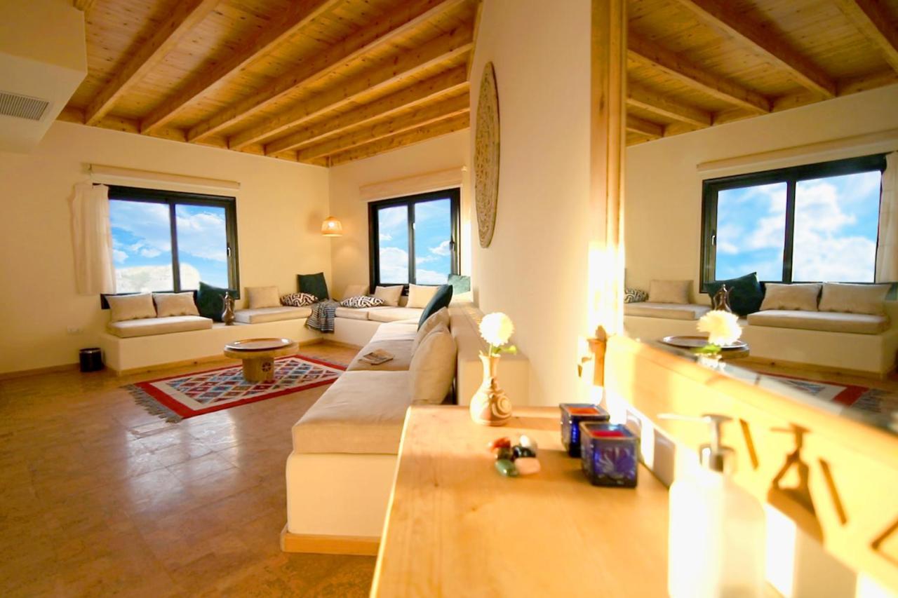Benben By Dhara Hotels - Adults Only Asszuán Kültér fotó Interior of a Santa Fe hotel