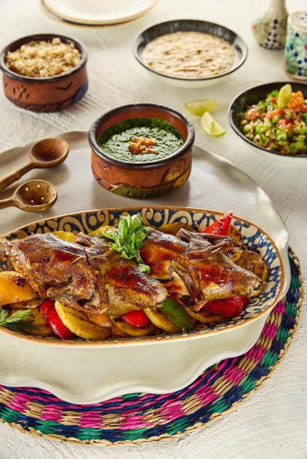 Benben By Dhara Hotels - Adults Only Asszuán Kültér fotó Shawarma